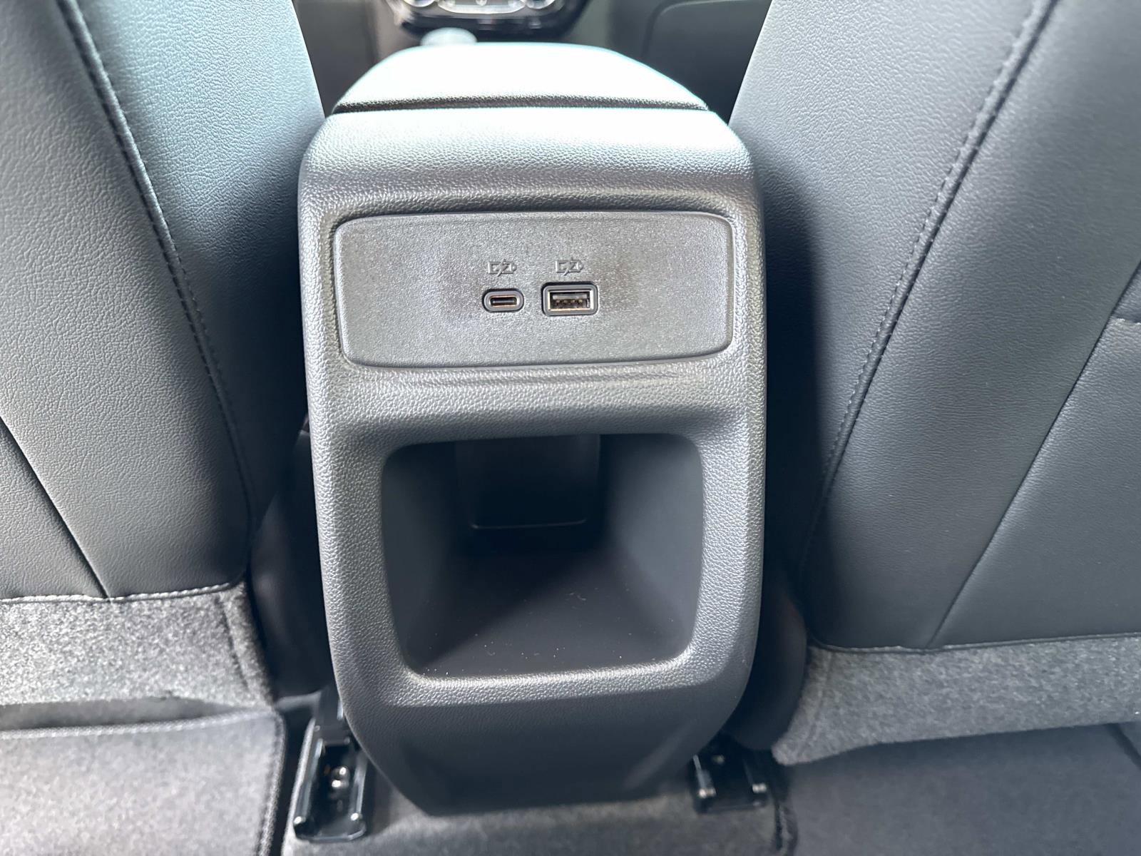 New 2026 Chevrolet Trax RS w/ Sunroof Package image 29