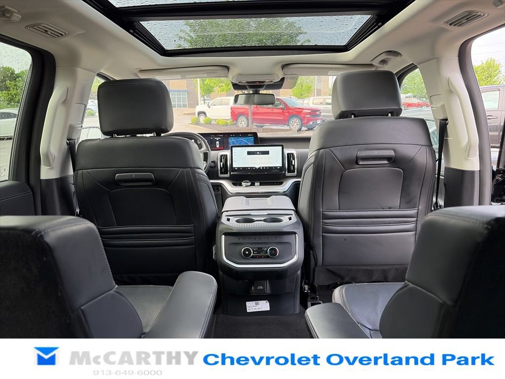 Used 2025 Ford Expedition Platinum AWD/4WD image 49