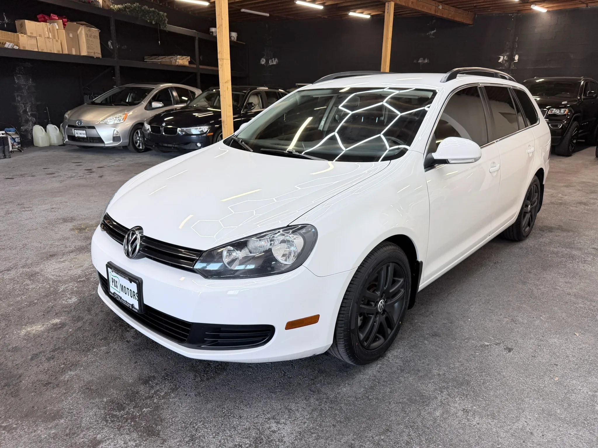 Used 2011 Volkswagen Jetta TDI FWD image 4