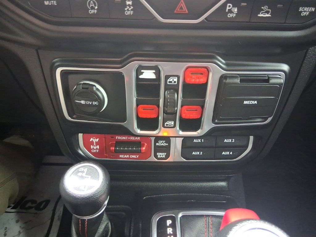 Used 2021 Jeep Gladiator Rubicon w/ Dual Top Group image 23