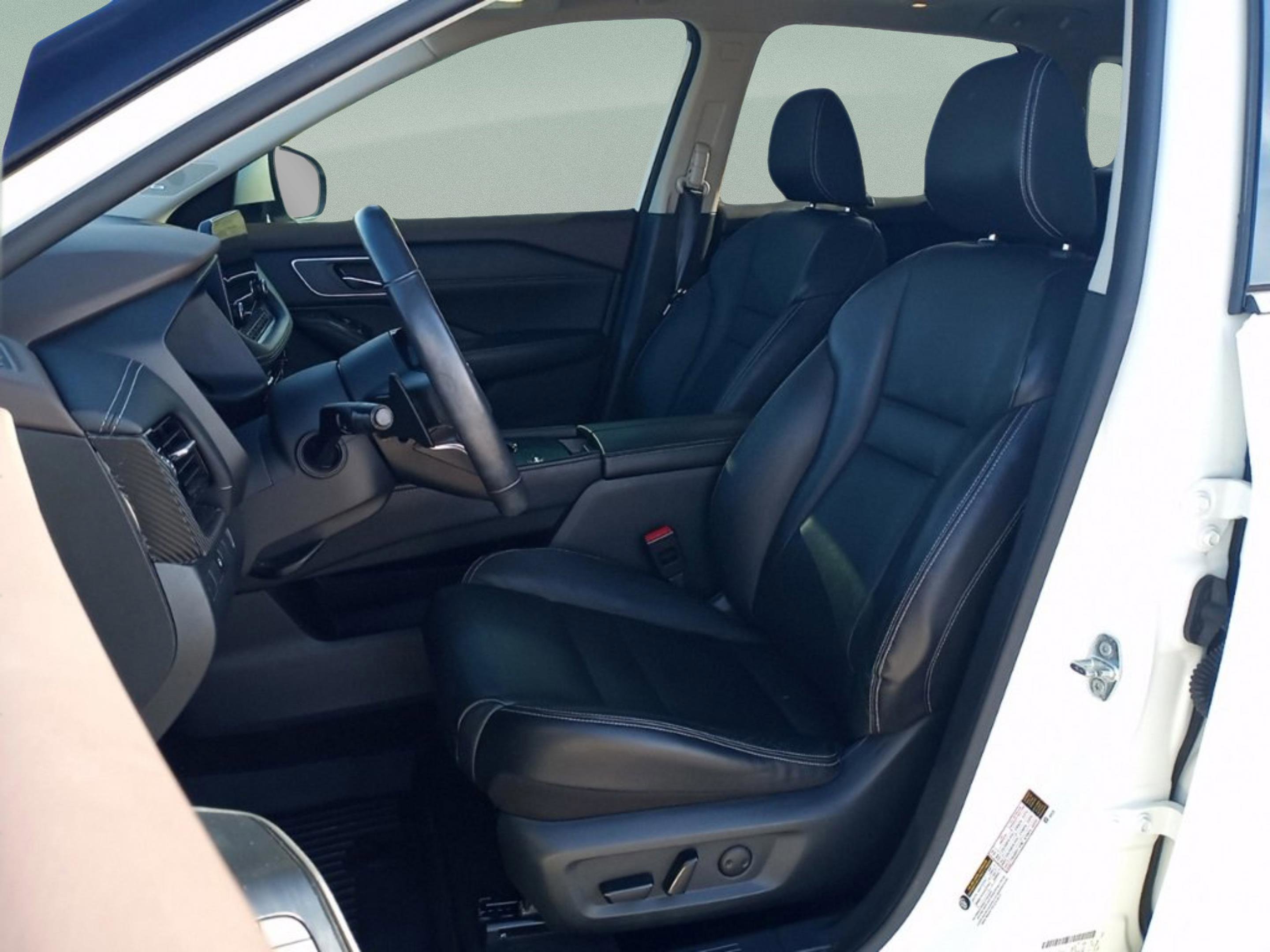 Used 2021 Nissan Rogue SL w/ Premium Package image 18