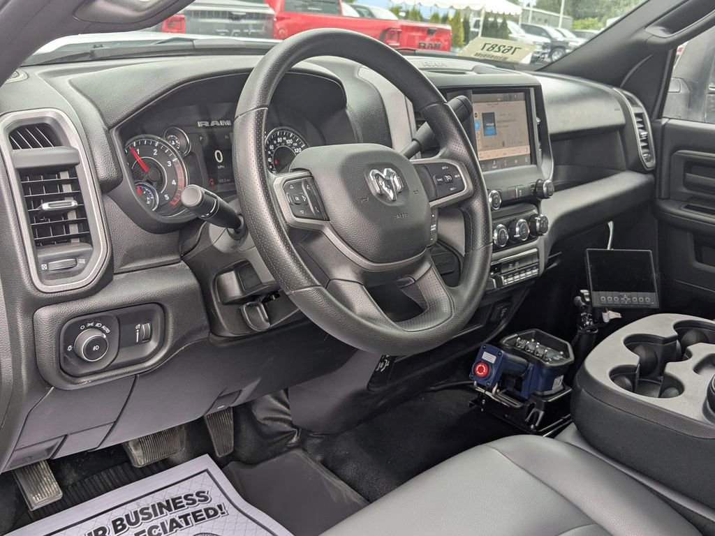New 2024 RAM 5500 Tradesman AWD/4WD image 9