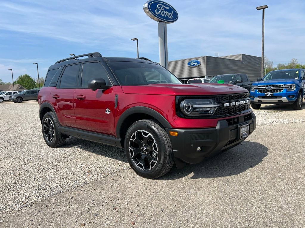 Used 2025 Ford Bronco Sport Outer Banks w/ Outer Banks Tech Package+ image 1