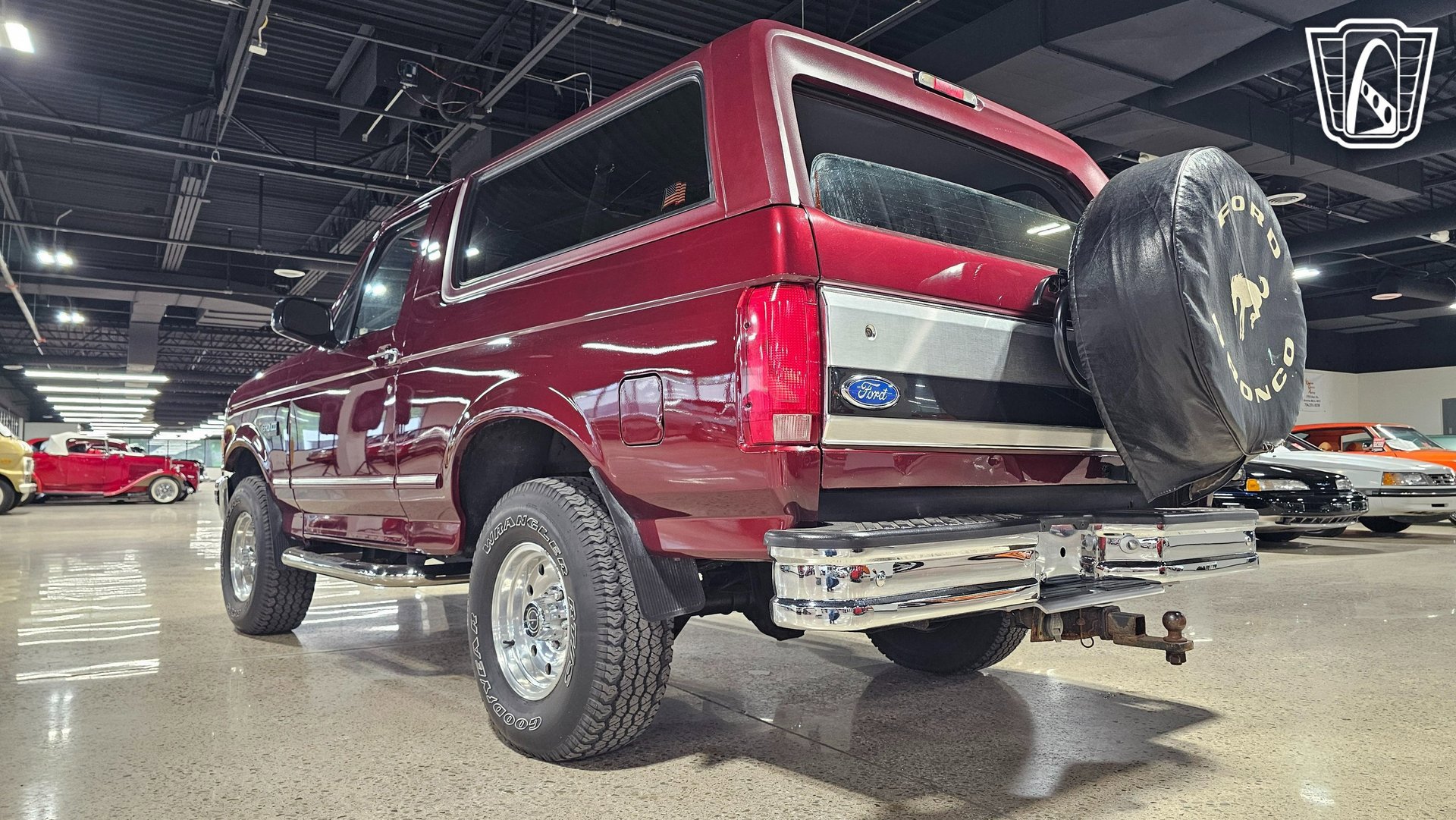 Used 1996 Ford Bronco XLT image 7