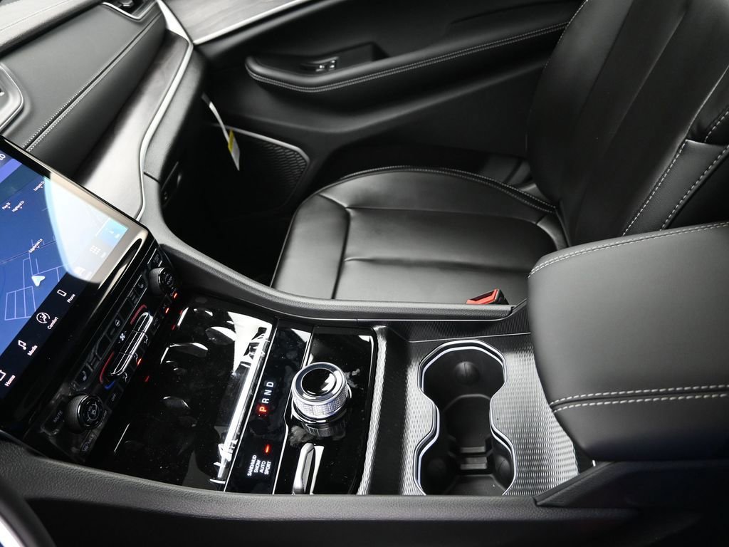 New 2025 Jeep Grand Cherokee L Limited image 17