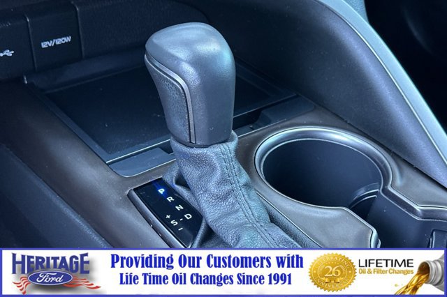 Used 2022 Toyota Camry SE w/ Carpet Mat Package (TMS) FWD image 20
