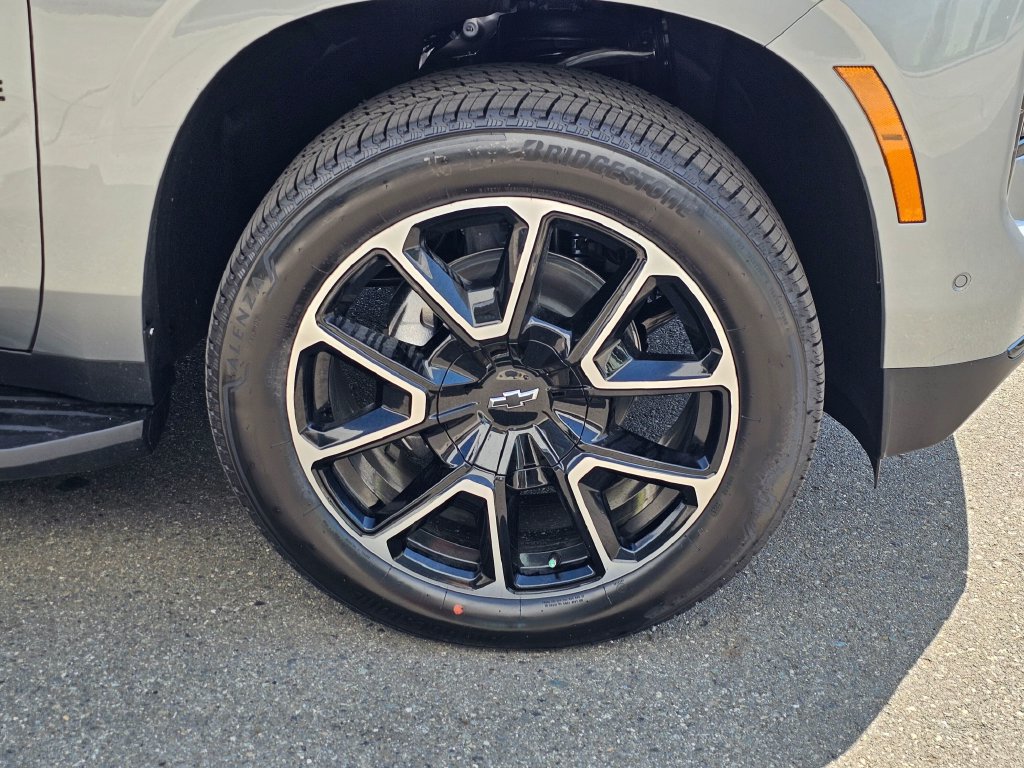 New 2026 Chevrolet Tahoe RST w/ Comfort Package AWD/4WD image 9