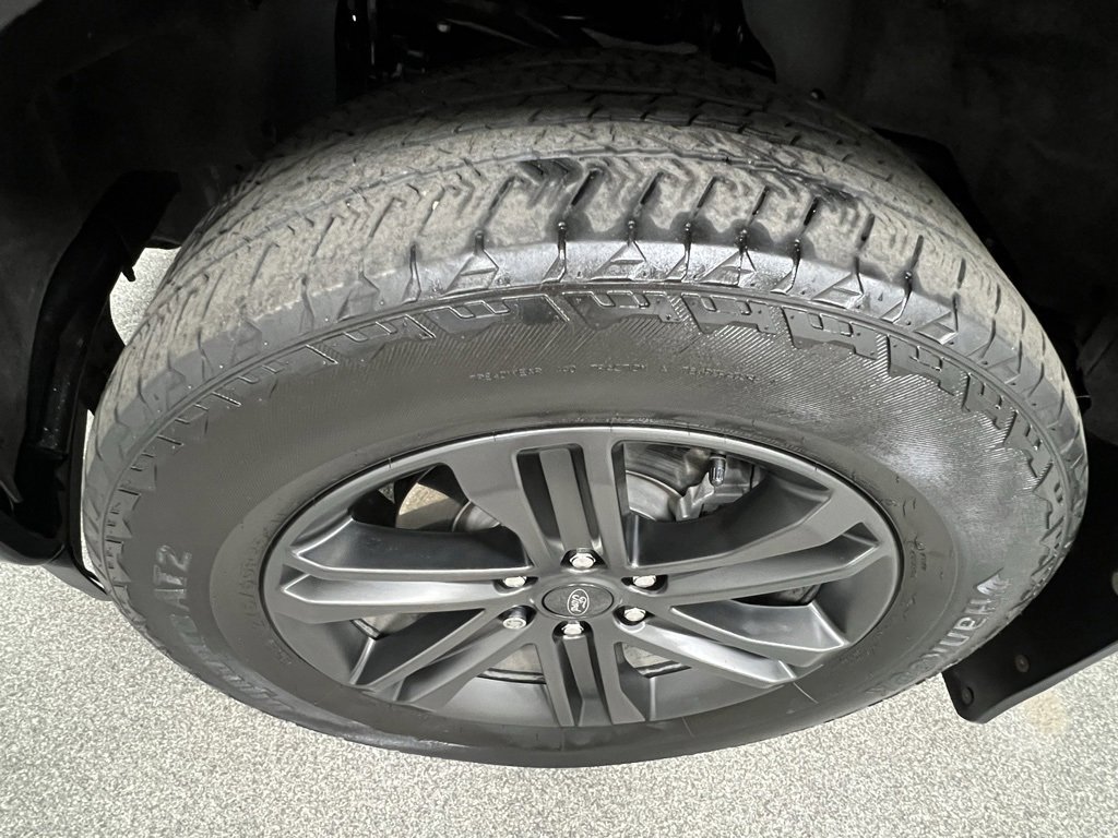 Used 2022 Ford F150 Lariat w/ Equipment Group 502A High image 17