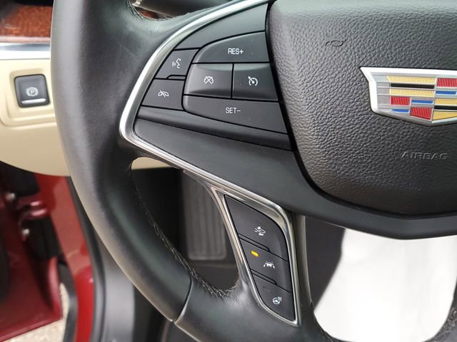 Used 2017 Cadillac XT5 Luxury w/ Driver Awareness Package AWD/4WD image 10