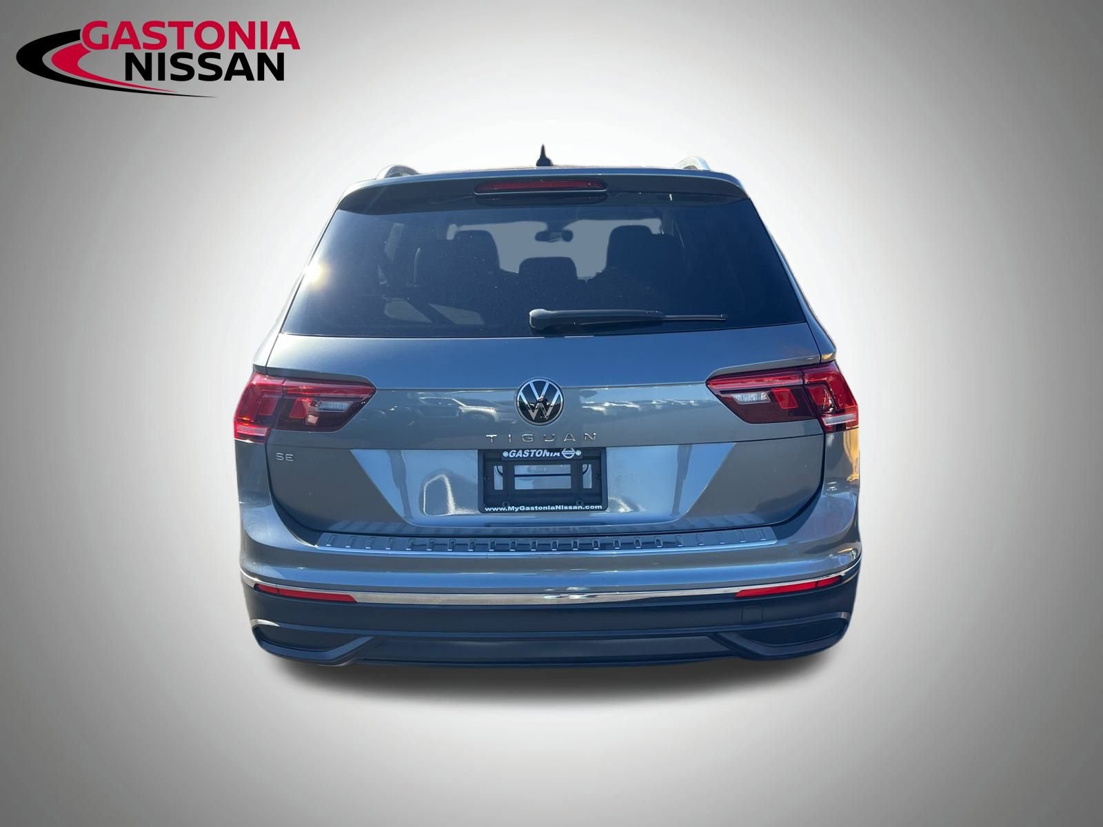 Used 2023 Volkswagen Tiguan SE image 14