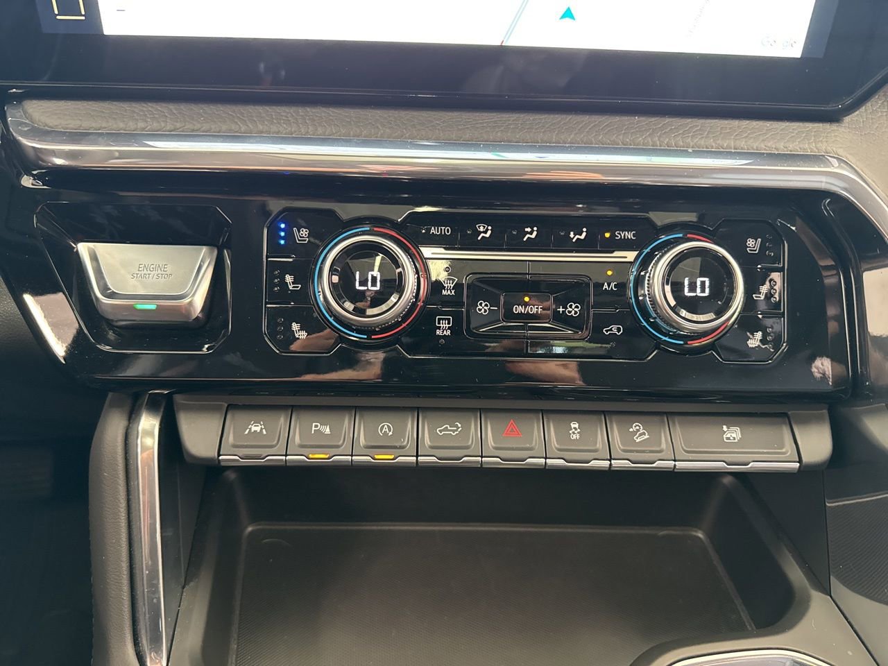 Used 2024 GMC Sierra 1500 Denali w/ Denali Reserve Package image 26