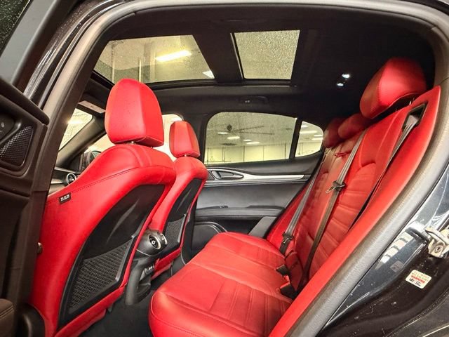 Used 2024 Alfa Romeo Stelvio Veloce AWD/4WD image 12