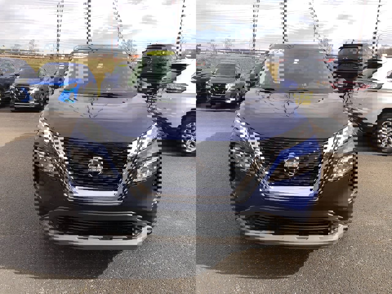 Used 2023 Nissan Rogue SV w/ SV Premium B Package image 8