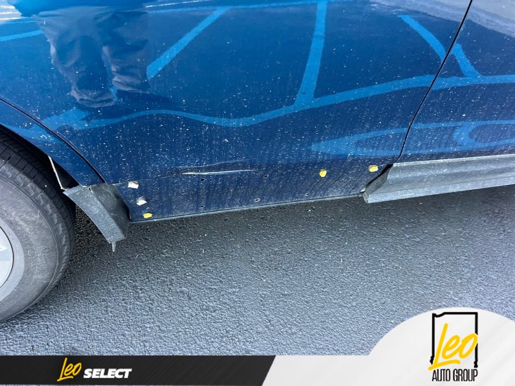 Used 2021 Chevrolet Equinox LT FWD image 12
