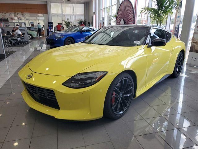 New 2024 Nissan Z Performance w/ Floor Mat Package RWD image 2