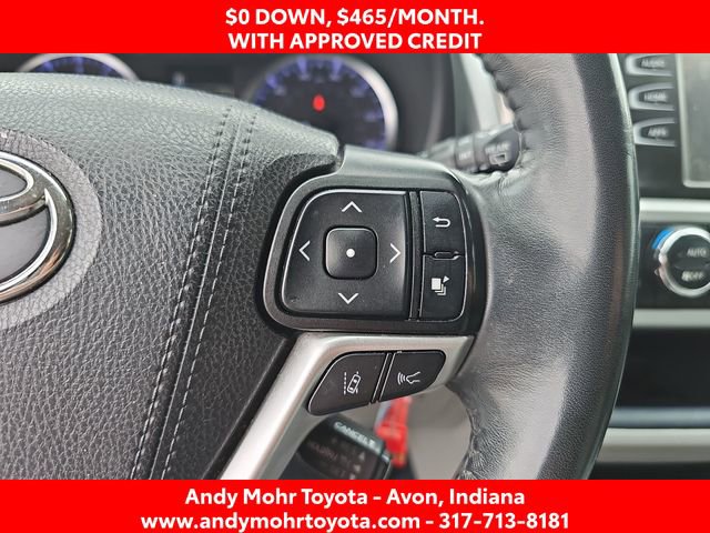 Used 2019 Toyota Highlander Plus FWD image 16