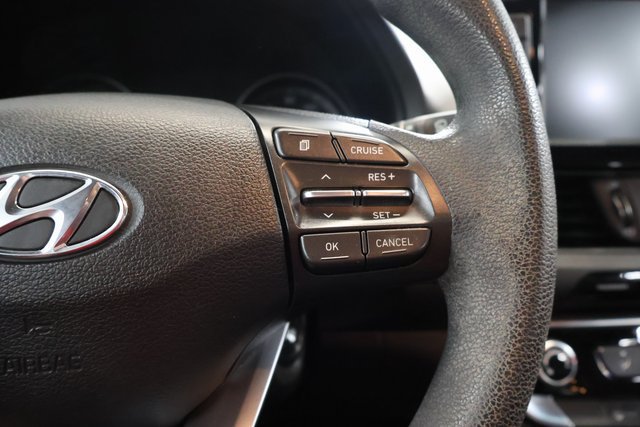 Used 2018 Hyundai Elantra GT FWD image 17