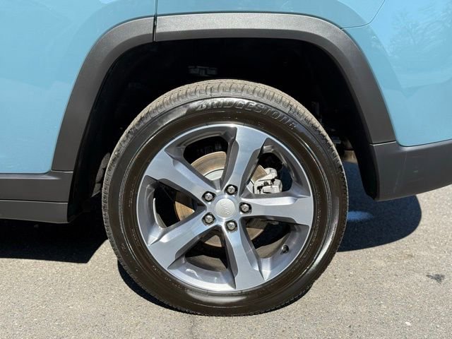 New 2026 Jeep Grand Cherokee Limited AWD/4WD image 14