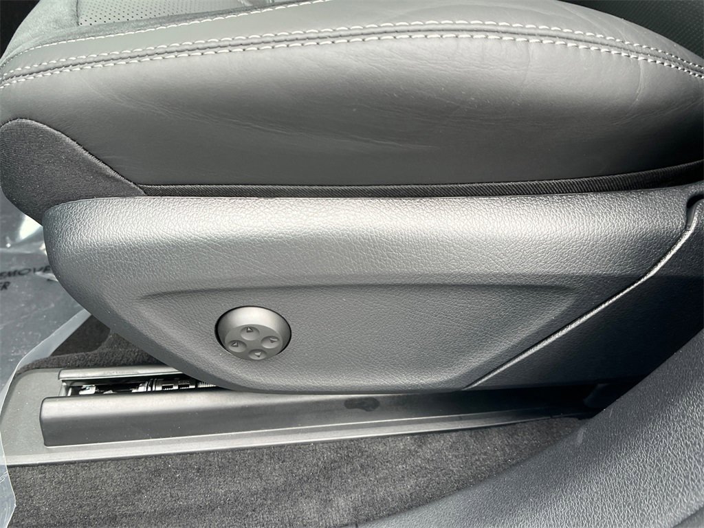 New 2025 Mercedes-Benz GLE 53 AMG 4MATIC Coupe image 11