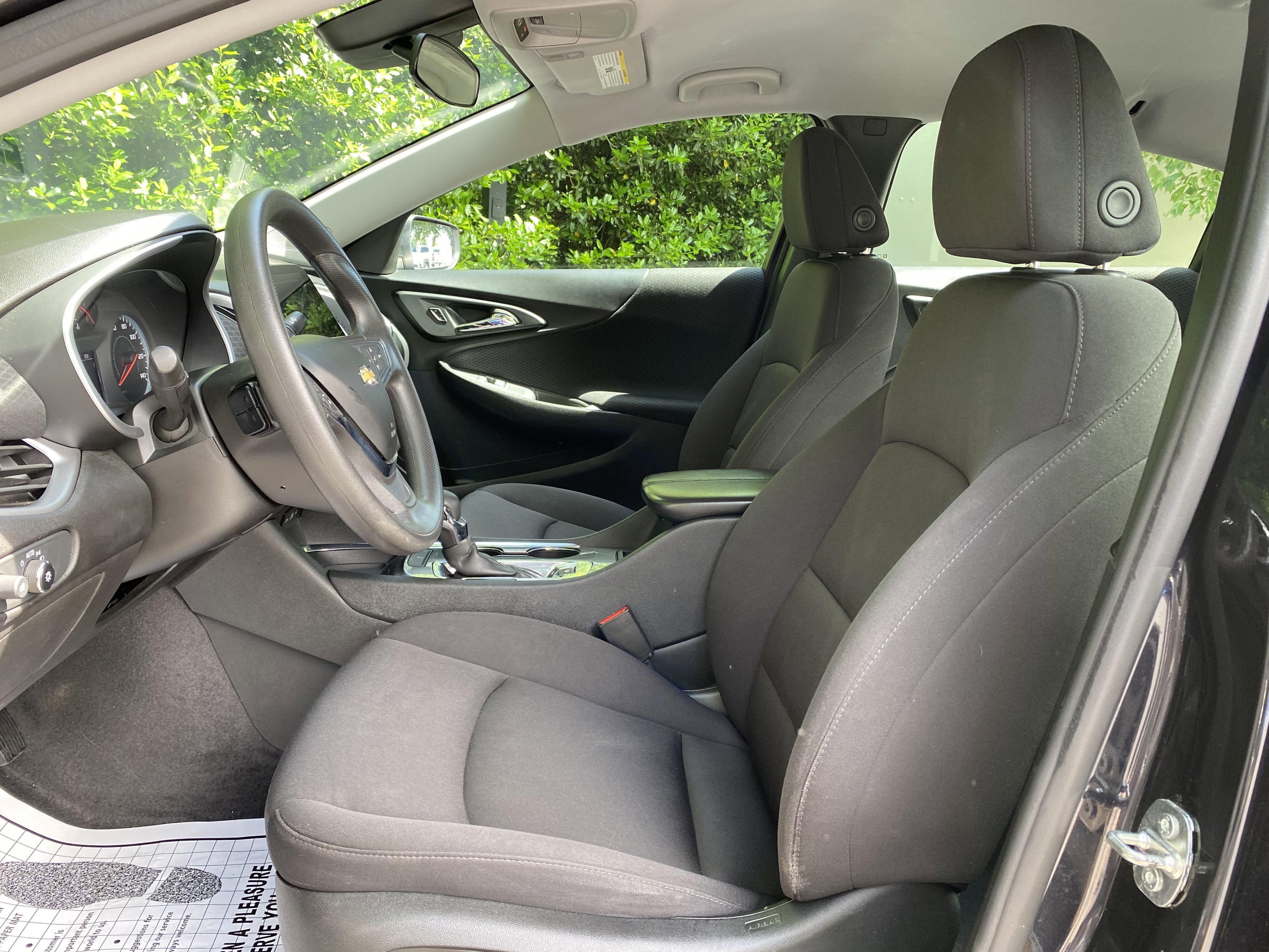 Used 2023 Chevrolet Malibu LT FWD image 32