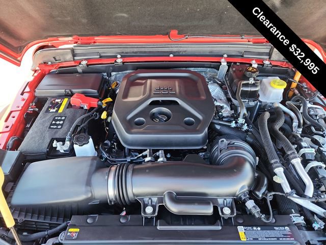 Used 2025 Jeep Wrangler Unlimited Rubicon 4xe AWD/4WD image 13