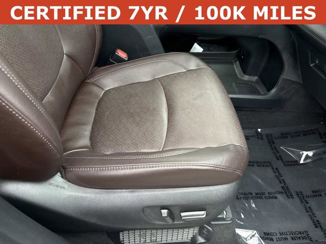 Used 2022 Toyota Sienna Platinum AWD/4WD image 10