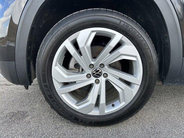 Used 2021 Volkswagen Atlas SE image 36