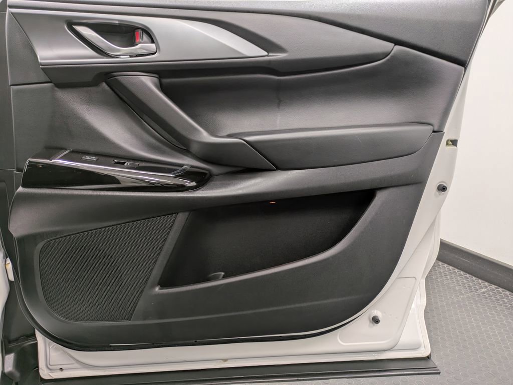 Certified 2023 MAZDA CX-9 Touring Plus image 28