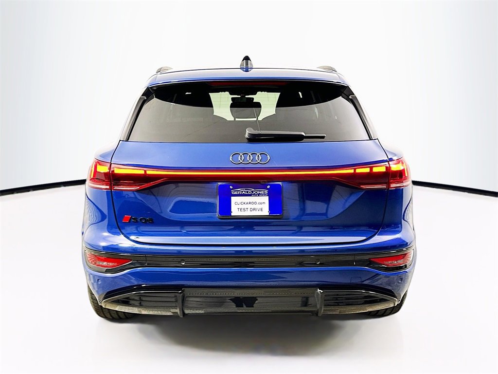 Used 2025 Audi SQ6 e-tron Premium Plus w/ Premium Plus image 12