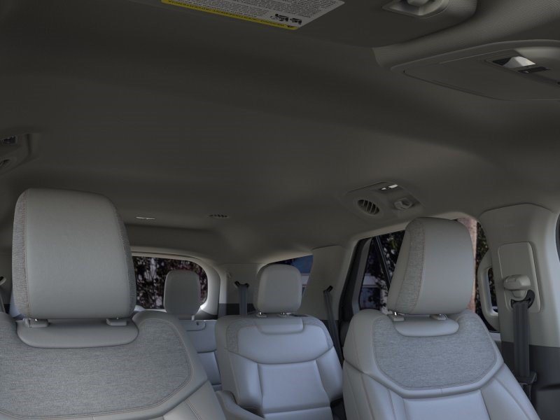 New 2026 Ford Explorer Active w/ Active Comfort Package RWD image 23