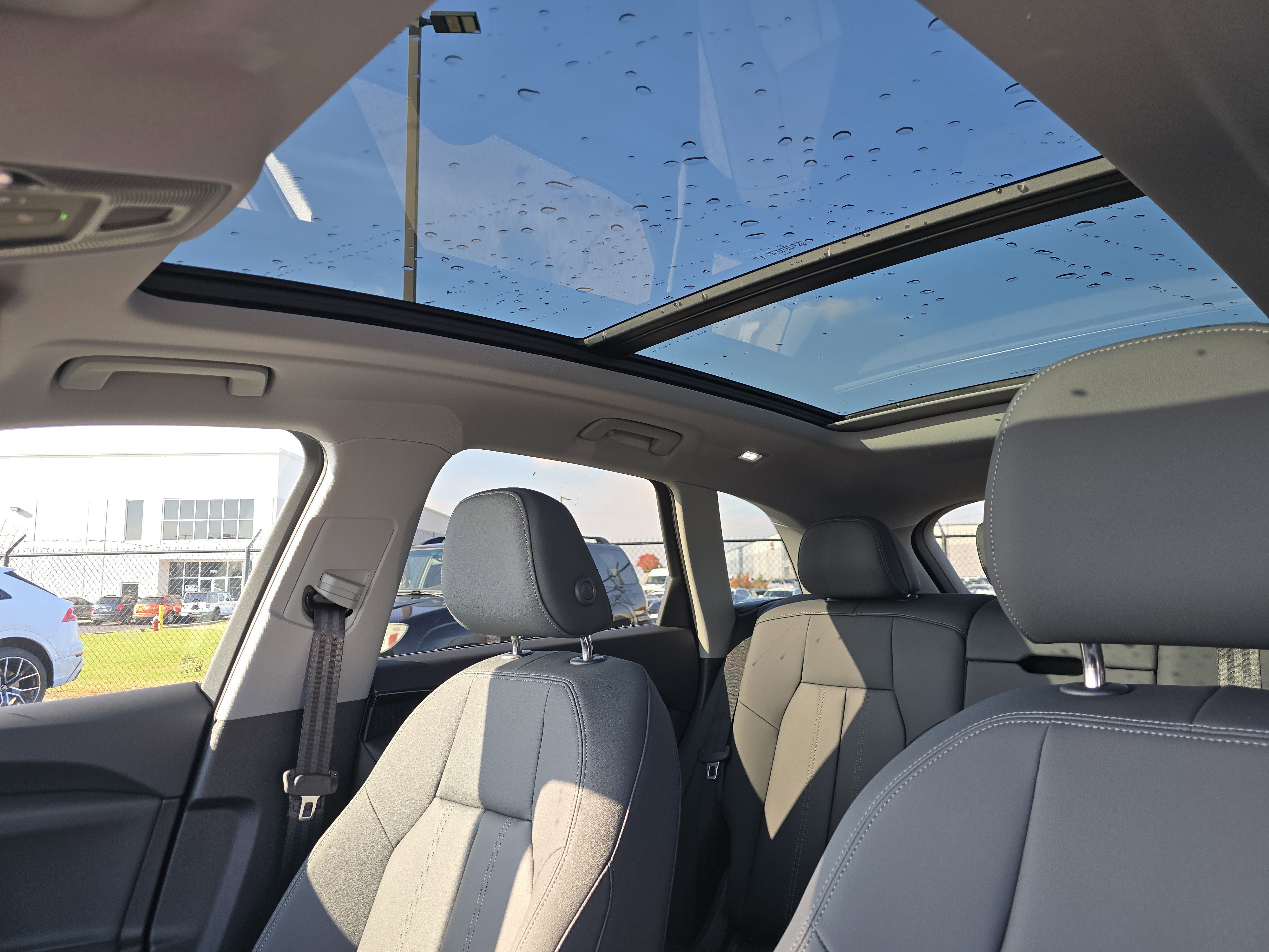 New 2025 Audi Q5 Premium image 9