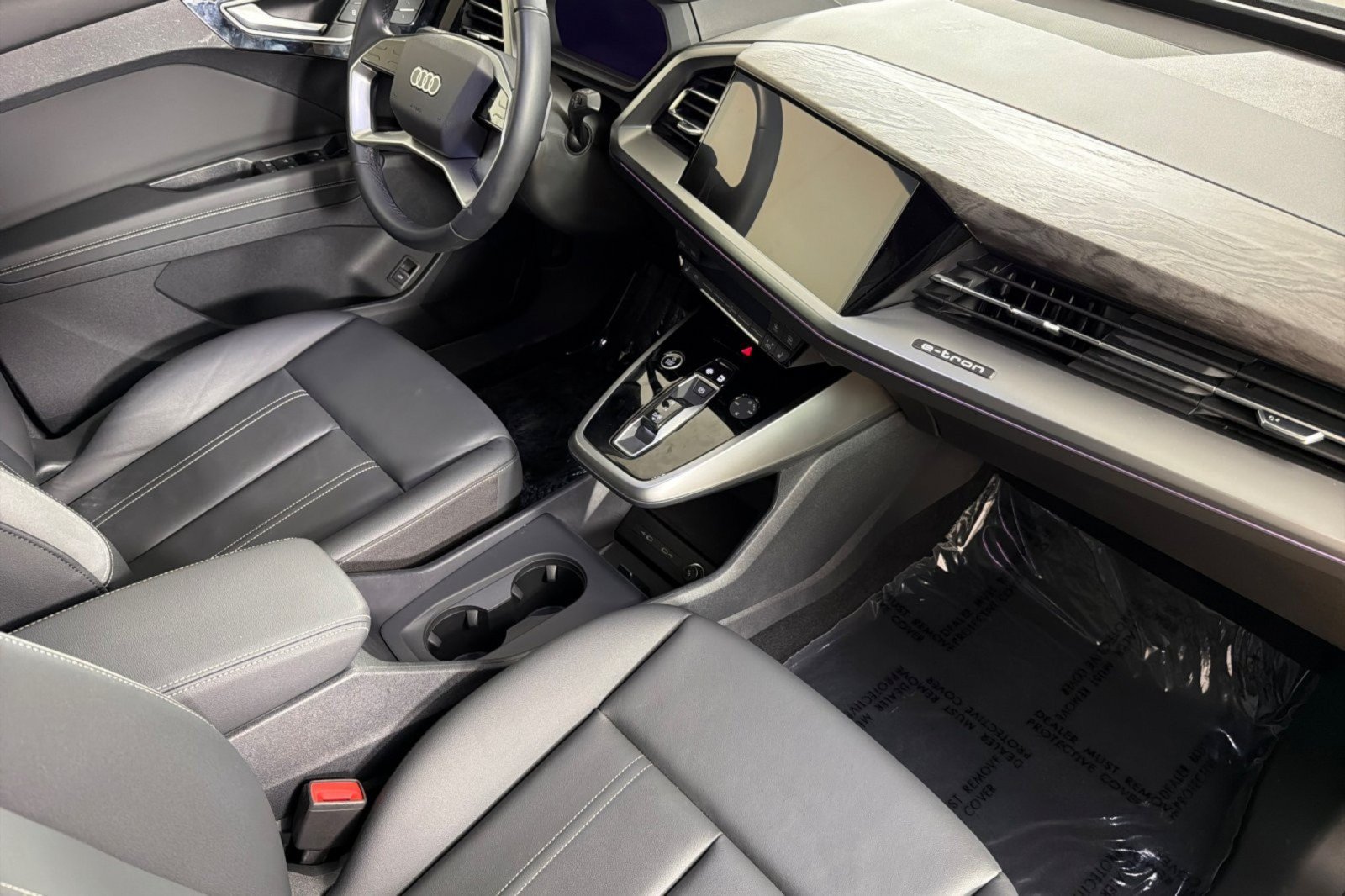 Certified 2024 Audi Q4 e-tron Premium Plus w/ Premium Plus AWD/4WD image 14