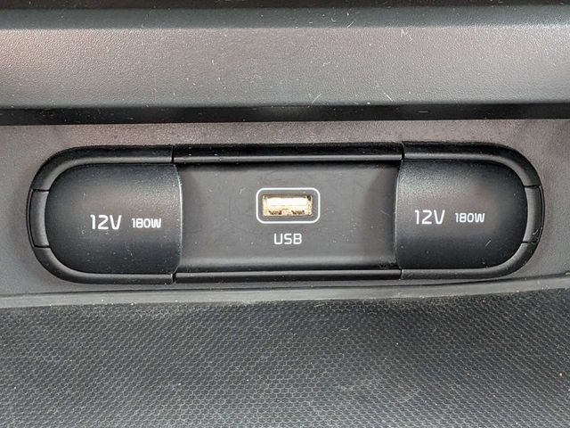 Used 2025 Kia Soul LX FWD image 21