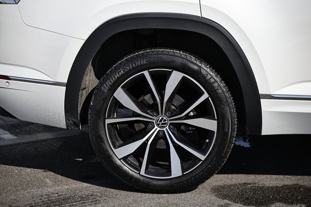Used 2024 Volkswagen Atlas SEL Premium R-Line image 6