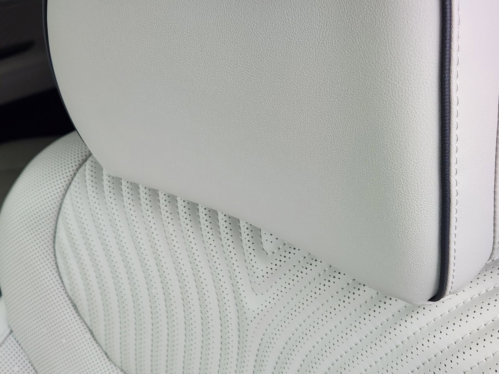 Used 2023 Hyundai Palisade Calligraphy image 19