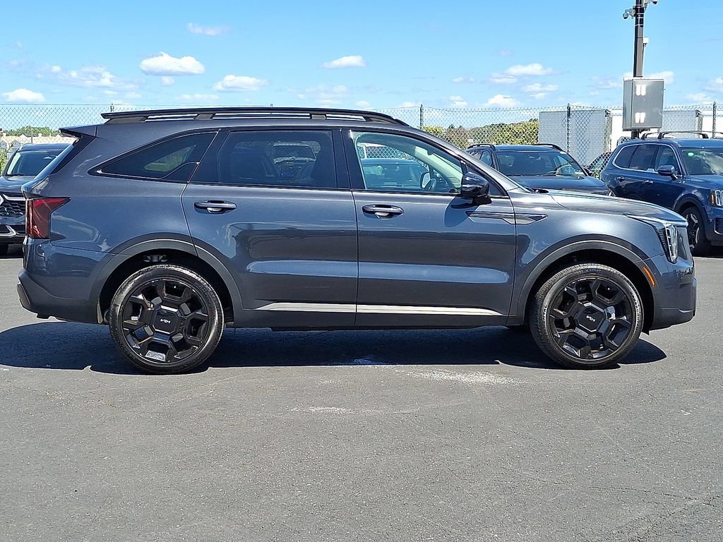 Certified 2024 Kia Sorento X-Line EX AWD/4WD image 7