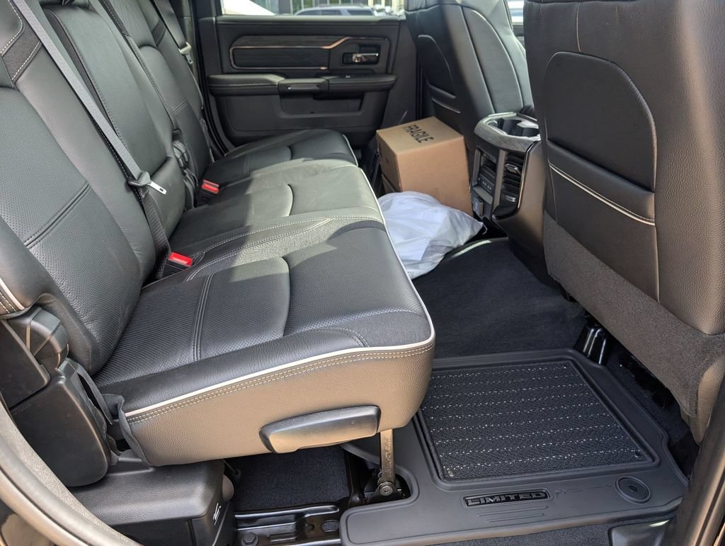 New 2026 RAM 2500 Limited AWD/4WD image 29