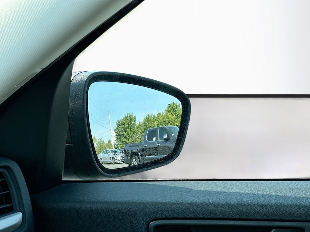 Used 2022 Ford Escape SE image 24