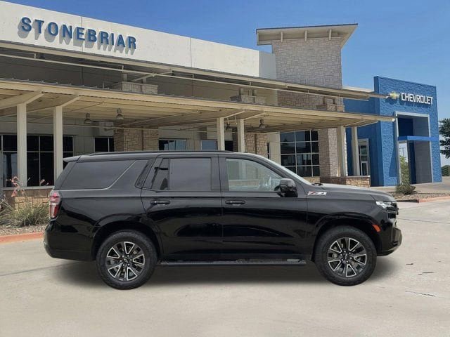 Used 2023 Chevrolet Tahoe Z71 w/ Luxury Package AWD/4WD image 4