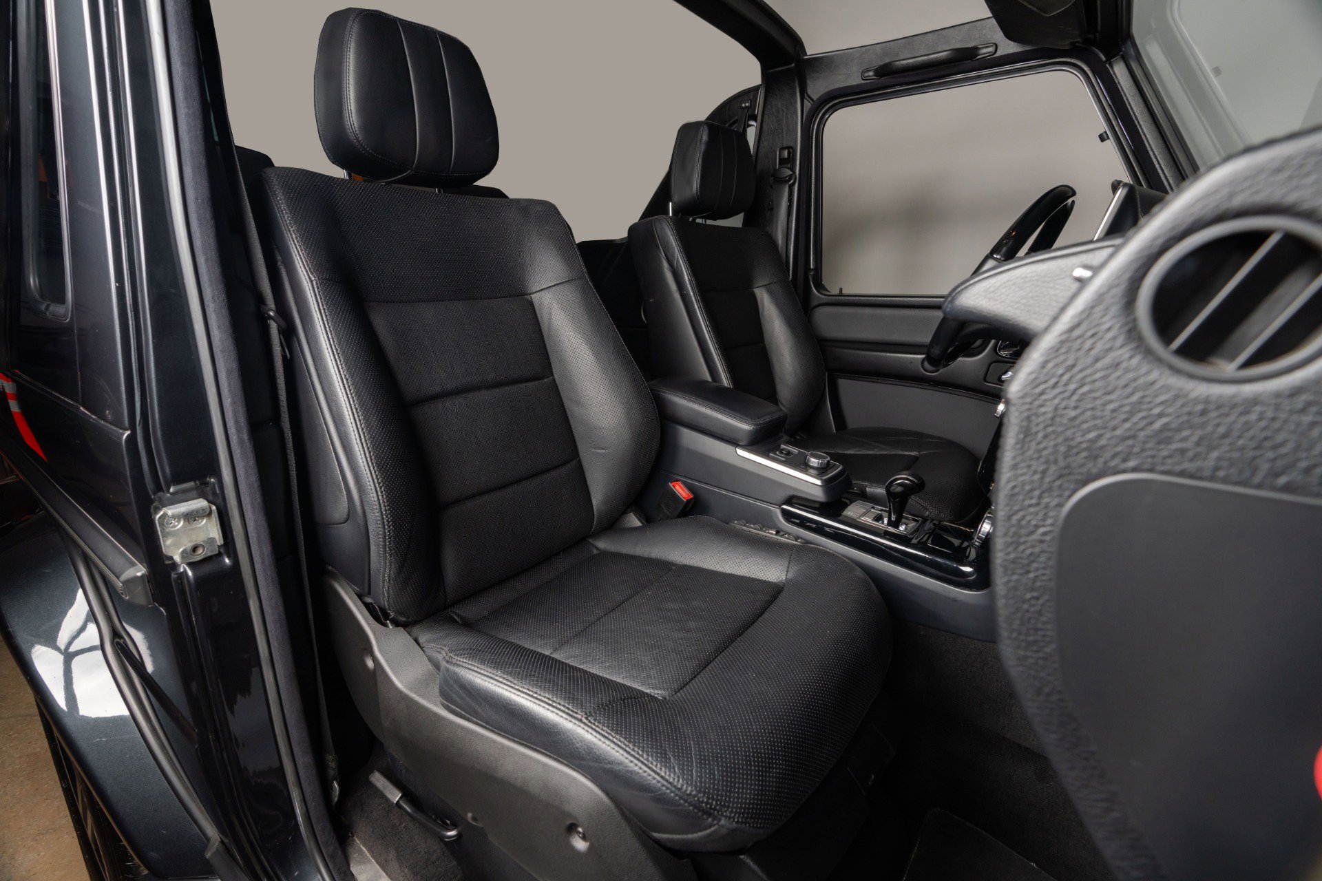 Used 2013 Mercedes-Benz G 500 image 31