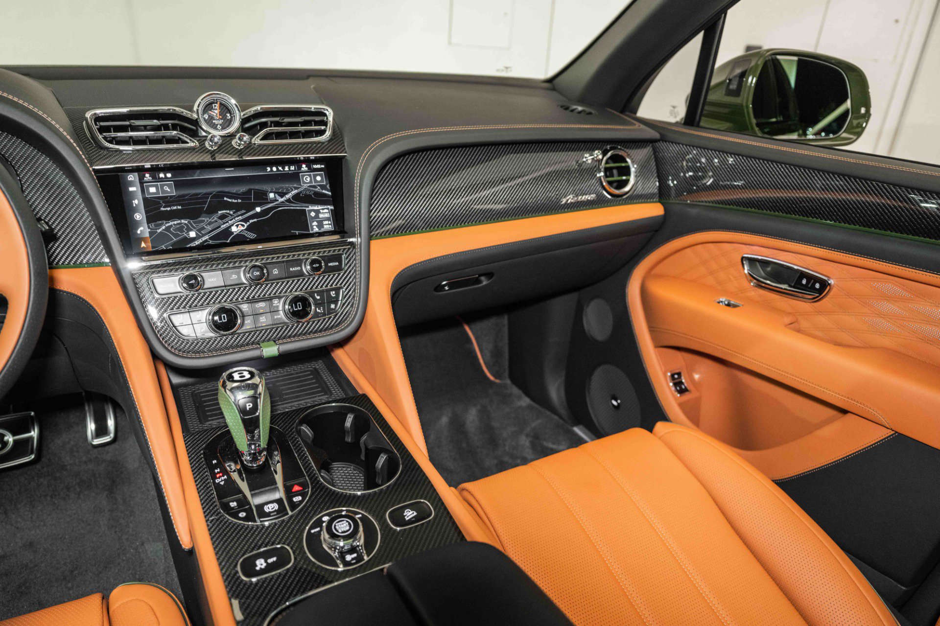 New 2024 Bentley Bentayga Extended Wheelbase image 30