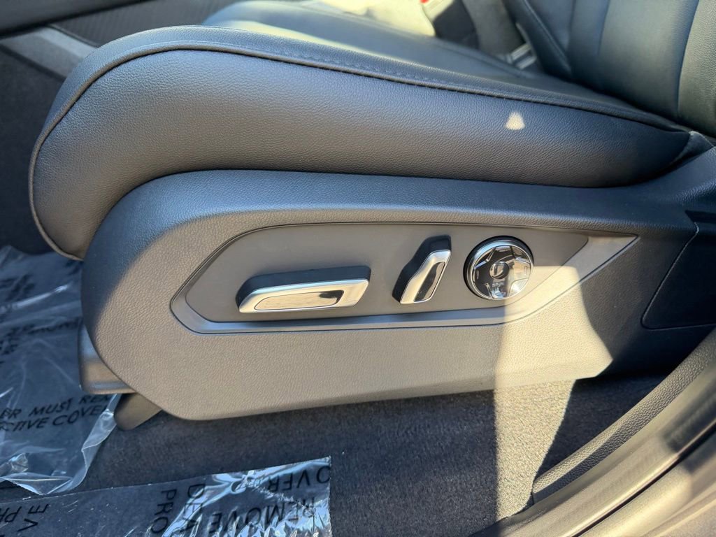 New 2026 Acura MDX SH-AWD image 13
