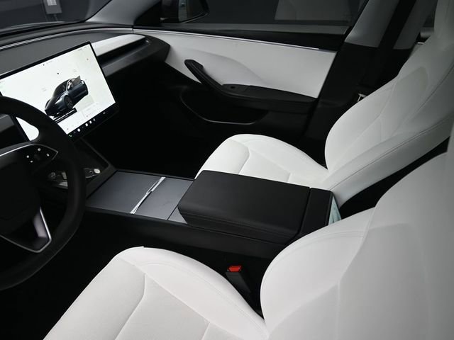 Used 2025 Tesla Model 3 Long Range image 18