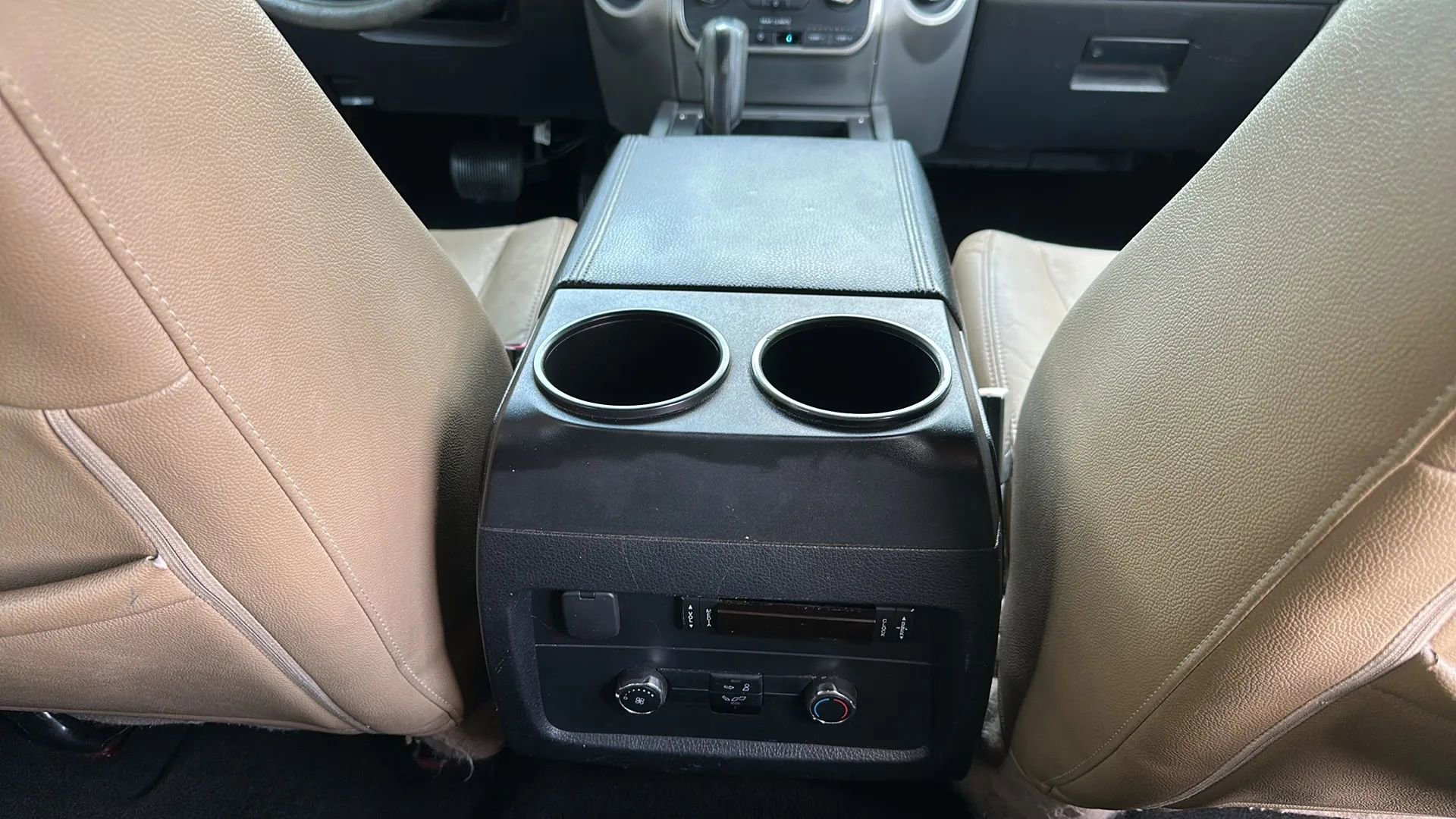 Used 2016 Ford Expedition EL XLT AWD/4WD image 29