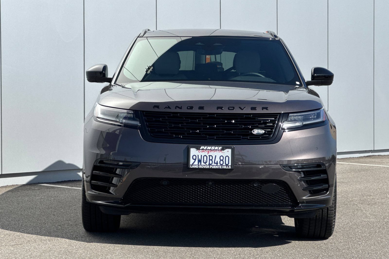 Certified 2026 Land Rover Range Rover Velar Dynamic SE AWD/4WD image 8