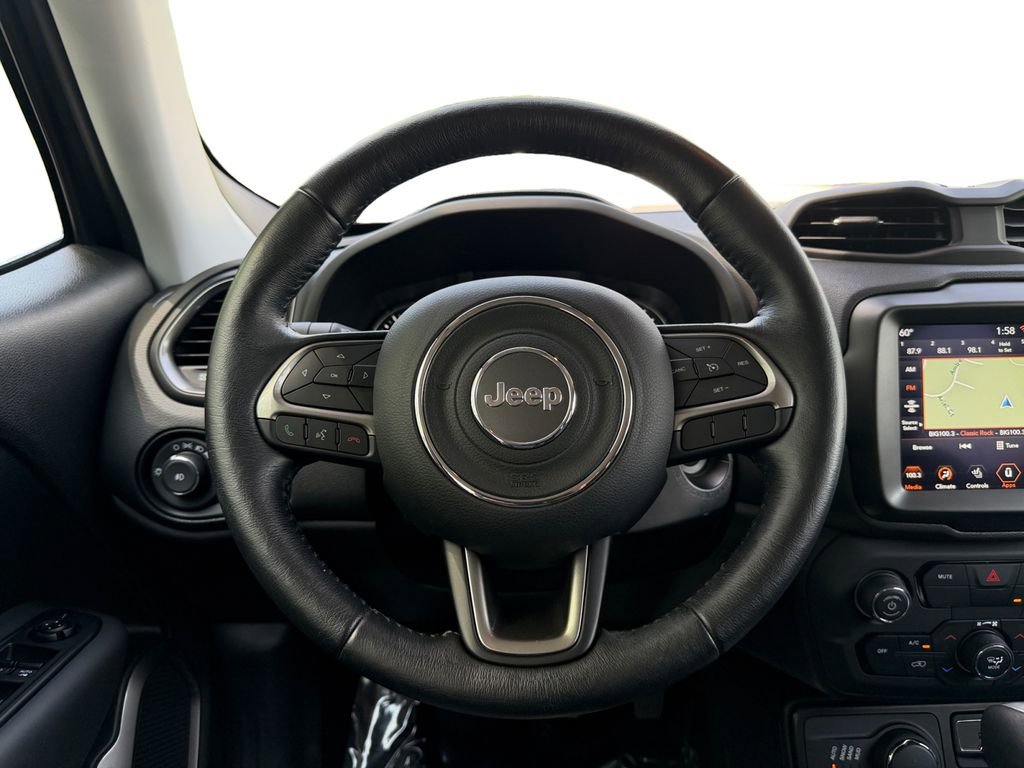 Used 2022 Jeep Renegade Limited image 12