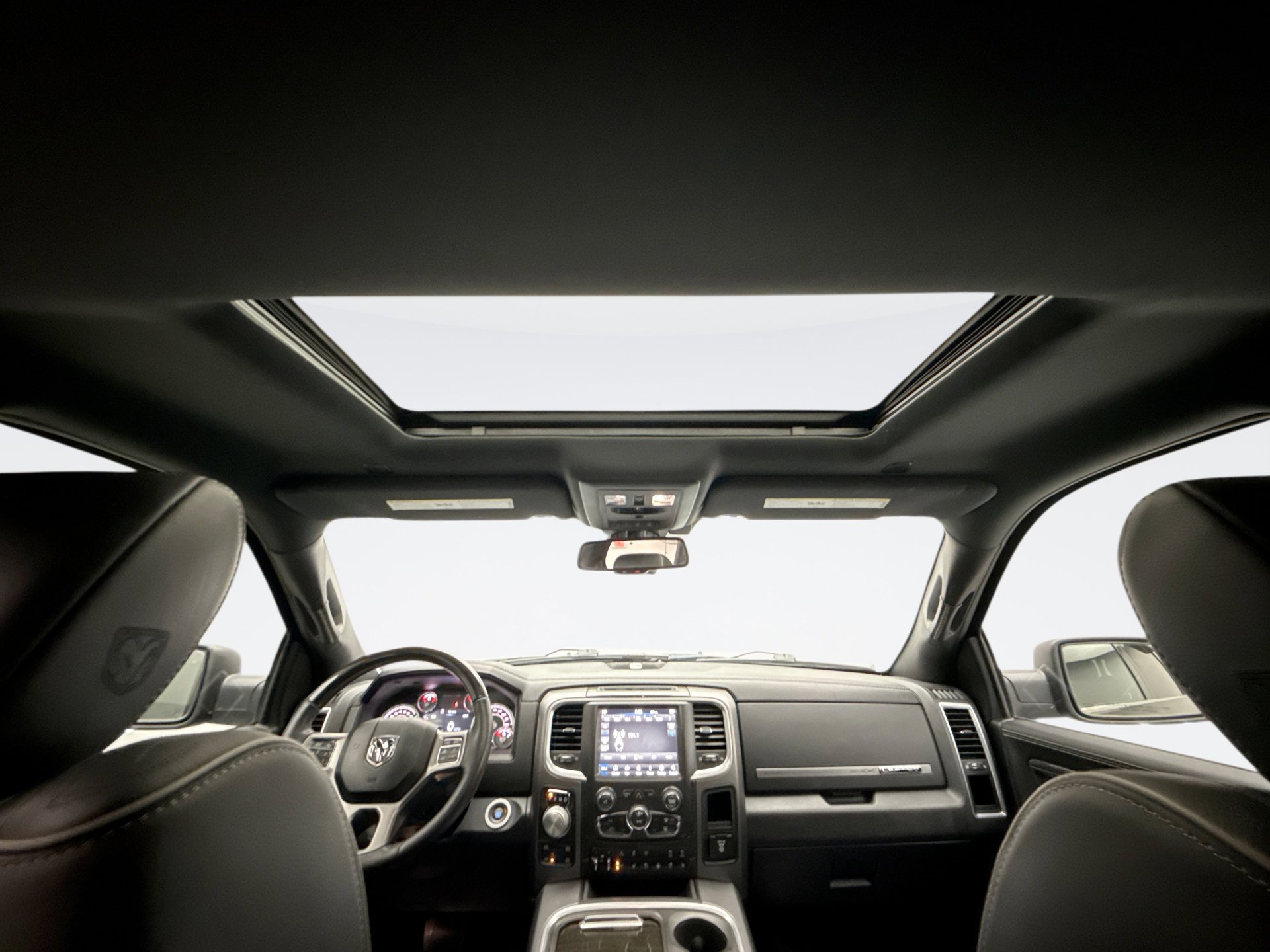 Used 2018 RAM 1500 Limited image 18