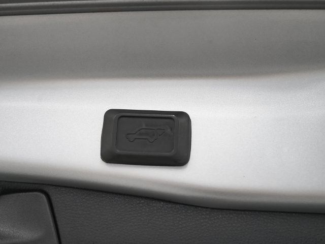 Used 2022 Toyota RAV4 XLE w/ Convenience Package AWD/4WD image 47
