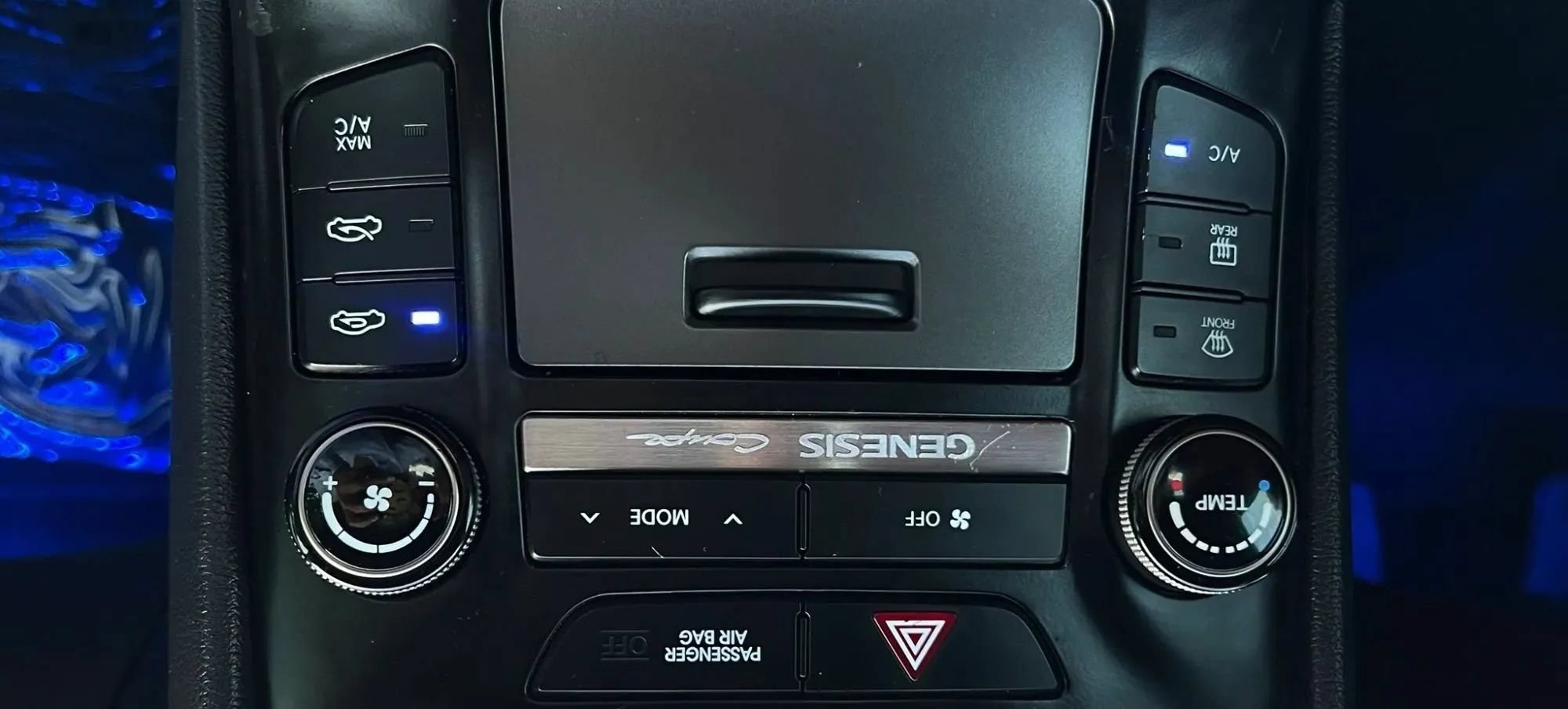 Used 2013 Hyundai Genesis 2.0T RWD image 21