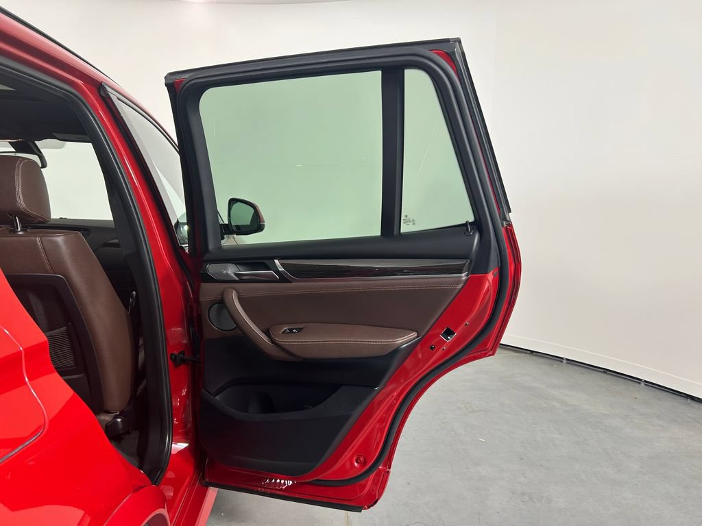 Used 2016 BMW X3 xDrive28i AWD/4WD image 25